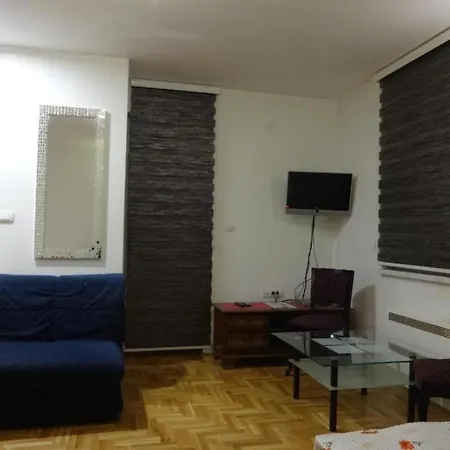 Stanisic 아파트 *